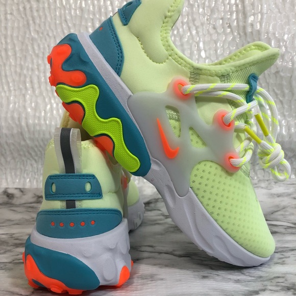🚨Sold🚨Nike Women’s React Pretso - Picture 1 of 7